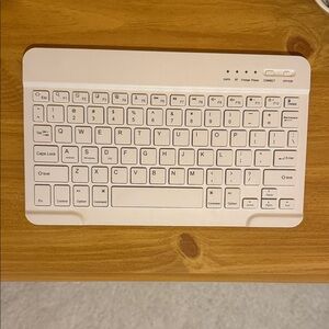 White Wireless Keyboard